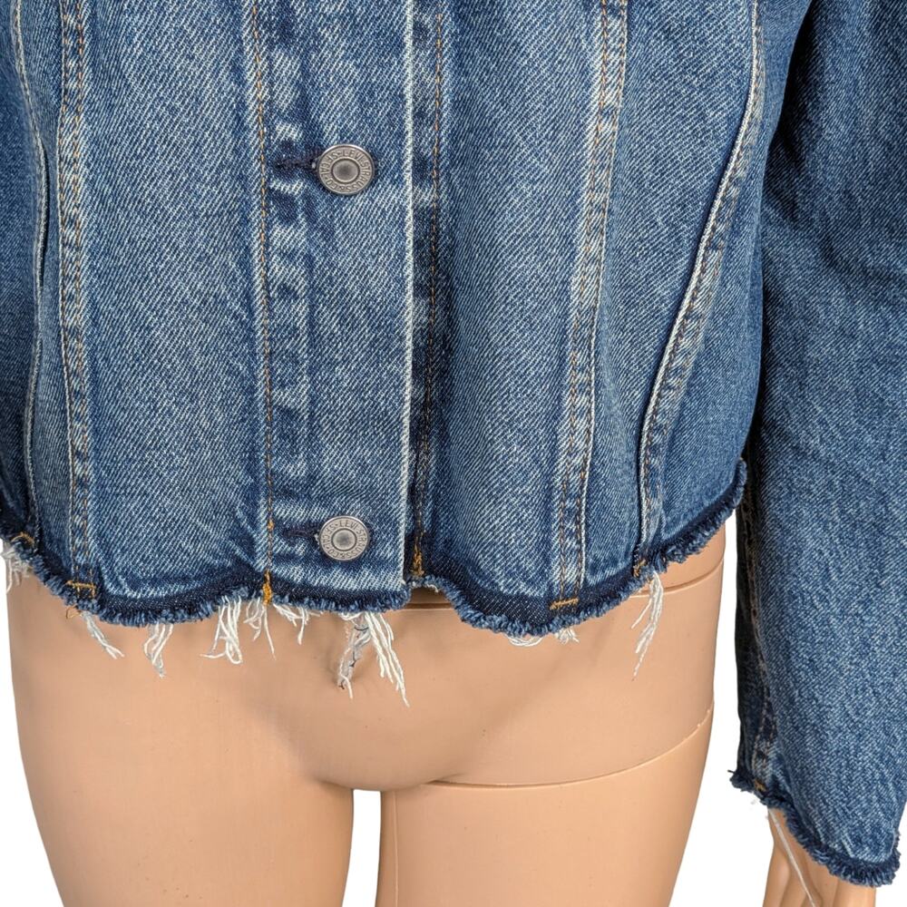 Levis Altered Trucker Denim Jacket Medium Wash Collarless Deconstructed Frayed M - Picture 4 of 10